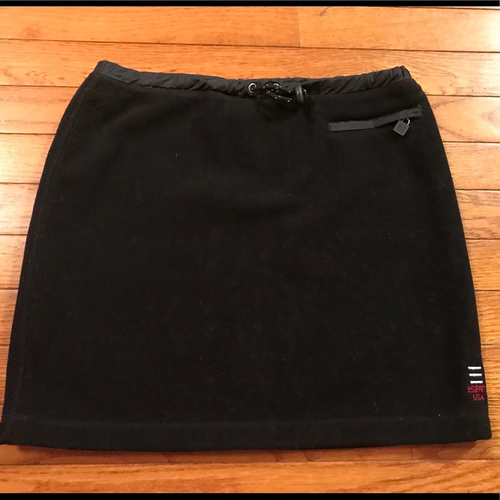 Warm mini skirt